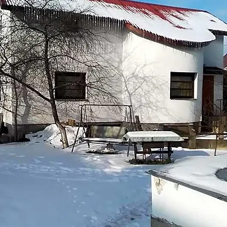 Ginto Svetingi Namai *