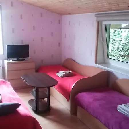 Ginto Svetingi Namai *