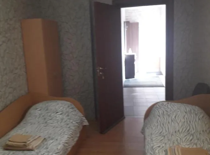 Ginto Svetingi Namai Ostello *